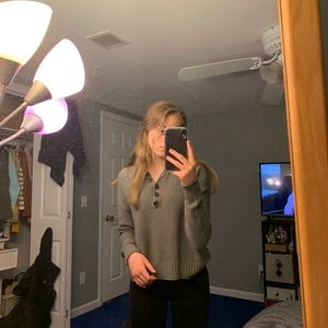 American Eagle Sweater